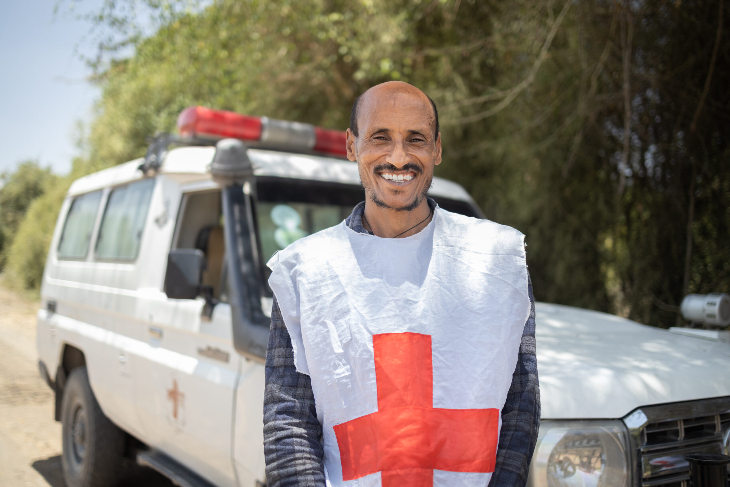 Date:16-APR-2021
Place: Kobo
Ambulance drivers/volunteers from Kobo helped out during the fighting in TIgray by transporting and treating wounded people.
